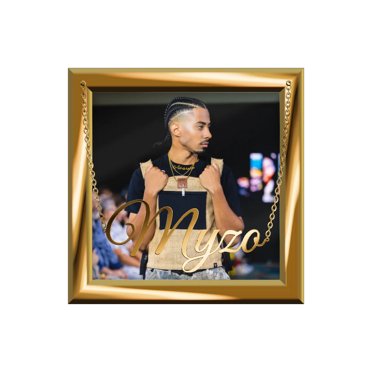 Lo Que Haría — La portada de Lo Que Haría en relieve de oro con la cadena MYZO